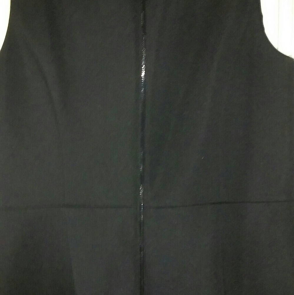 Vince Camuto black dress size 6